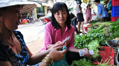  Giảm chi tiêu để tăng lương