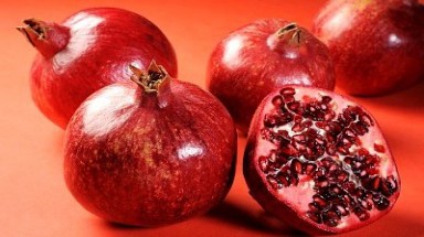 “Phong độ” để sống lâu nhờ quả lựu