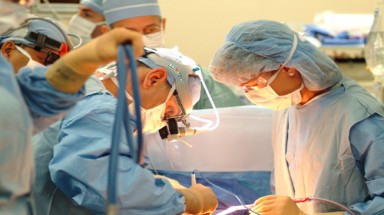 Biết mình là nam nhi khi đã 25 tuổi