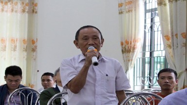Cử tri bức xúc vì liên tục bị ngắt lời khi nói về vụ “xẻ thịt” rừng Sóc Sơn