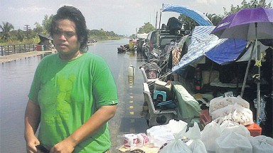 Dân Bangkok được bồi thường hơn 100 triệu USD sau lũ