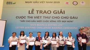 Hơn 97.000 bức thư kêu gọi “Hãy cho gấu một cuộc sống tốt đẹp hơn”