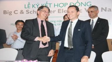   Big C và Schneider Electric Việt Nam ký kết dự án năng lượng mặt trời
