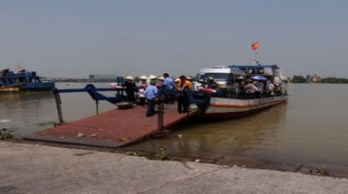  Cách chức trưởng bến phà “vòi tiền” xe chở Bí thư Hải Phòng