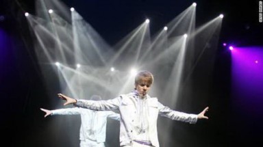 Justin Bieber lập kỷ lục trên Youtube
