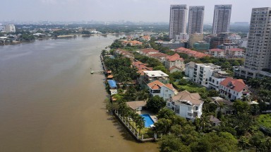 Lấy đất công viên, lấp sông phân lô bán nền