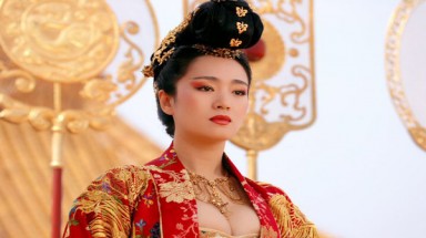 Bí quyết có được bầu ngực "gợi cảm" của các bà hoàng