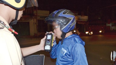   Uống một chai, mất “hai chai rưỡi”!