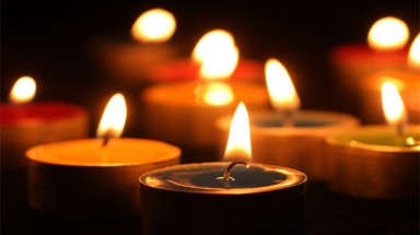 Ngày 19-11:TP HCM đánh chuông, kéo còi, thả hoa đăng tưởng niệm nạn nhân tử vong vì Covid-19