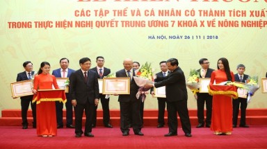 Vinamilk nhận bằng khen của Thủ tướng Chính Phủ về phát triển tam nông bền vững