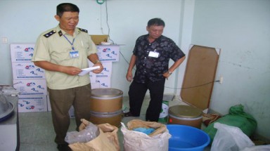 Sữa dỏm tràn ngập thị trường