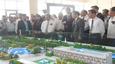 Khởi công nhà máy đốt rác phát điện hơn 1.000 tỉ đồng