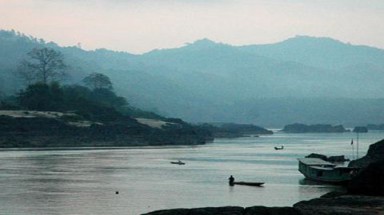  Đề nghị hoãn xây đập thuỷ điện trên sông Mê Công ít nhất 10 năm 
