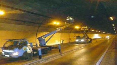 Tiết kiệm điện trong hầm đường bộ Hải Vân