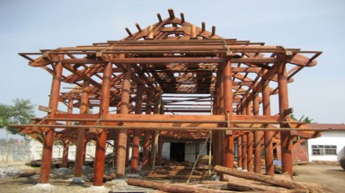 Nghệ An: Nở rộ “mốt” chơi nhà gỗ bạc tỉ