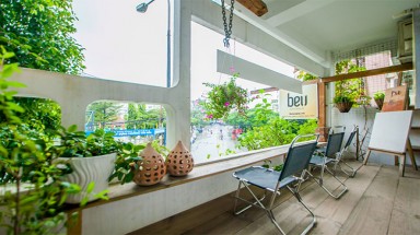 Độc đáo Spa điều trị mụn “kết hợp” phương pháp thiền Tây Tạng ở Hà Nội
