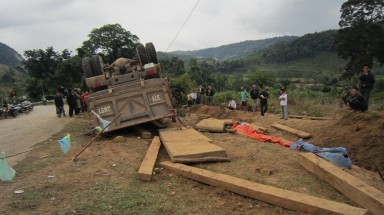 Vụ lật xe thảm khốc tại Nghệ An: Bắt khẩn cấp Hạt trưởng kiểm lâm Pù Huống