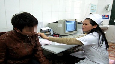Trời lạnh, nhiều người mẩn ngứa