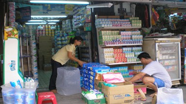 Sữa bẩn tiếp tục tung hoành công khai