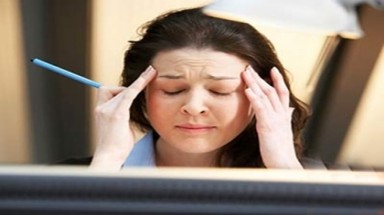 Đau đầu, chóng mặt khi đến văn phòng phải làm thế nào?