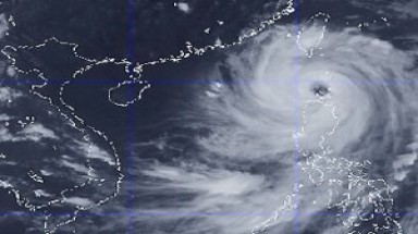 Siêu bão BOPHA vào Biển Đông
