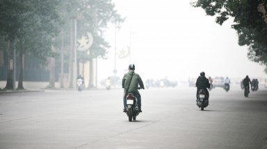 Bắc miền Trung mưa rét, miền Bắc sáng sớm có sương mù, vùng núi cao rét đậm