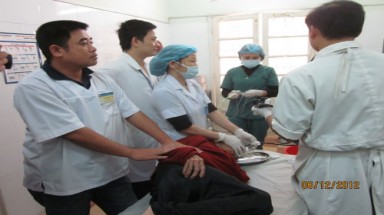  ”Dị vật” do ăn trầu lâu năm nằm trong tá tràng cụ bà 77 tuổi