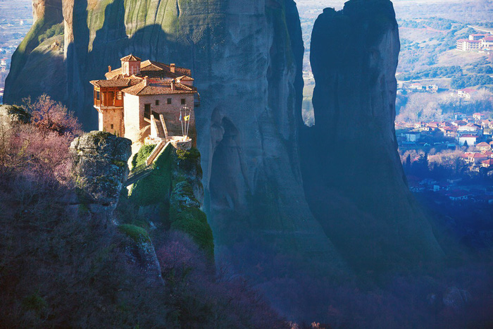 Độc[-]đáo[-]tu[-]viện[-]Meteora[-]'lơ[-]lửng'[-]trên[-]núi[-]tại[-]Hy[-]Lạp