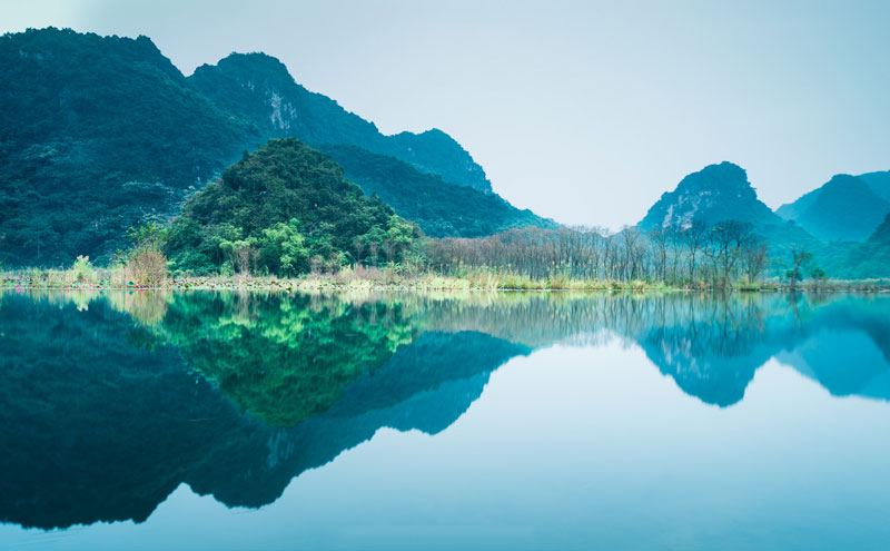 Đây[-]là[-]thời[-]điểm[-]thích[-]hợp[-]để[-]bạn[-]có[-]thể[-]từ[-]từ[-]thưởng[-]ngoạn[-]cảnh[-]đẹp[-]nơi[-]đây.[-]Ảnh:[-]Andre[-]Luu.