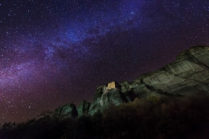 Độc[-]đáo[-]tu[-]viện[-]Meteora[-]'lơ[-]lửng'[-]trên[-]núi[-]tại[-]Hy[-]Lạp