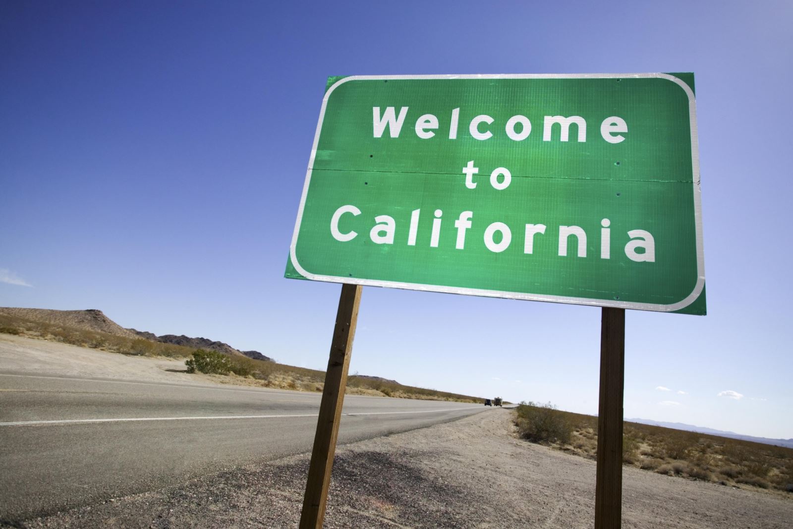 Bảo[-]vệ[-]môi[-]trường:[-]Bang[-]California[-]của[-]Mỹ[-]cam[-]kết[-]sử[-]dụng[-]100%[-]"điện[-]sạch"[-]vào[-]năm[-]2045[-]