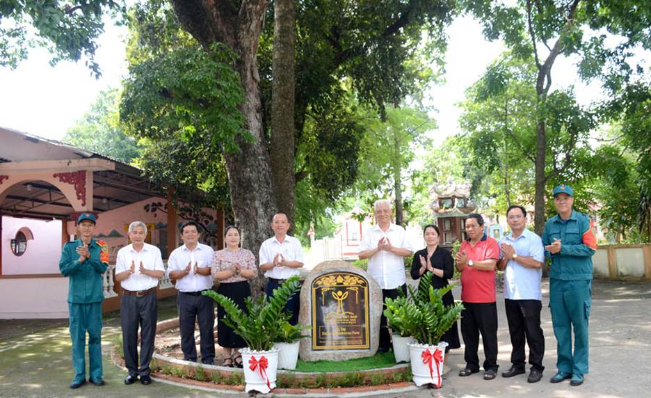 Th&ecirc;m[-]3[-]địa[-]phương[-]ở[-]TP.[-]Thủ[-]Dầu[-]một[-]v&agrave;[-]TP.[-]Bến[-]C&aacute;t[-](B&igrave;nh[-]Dương)[-]được[-]c&ocirc;ng[-]nhận[-]C&acirc;y[-]Di[-]sản