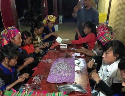 Tranh[-]c&atilde;i[-]về[-]triển[-]l&atilde;m[-]M&acirc;y[-]pha[-]l&ecirc;[-]2018[-]ở[-]M&ugrave;[-]Cang[-]Chải