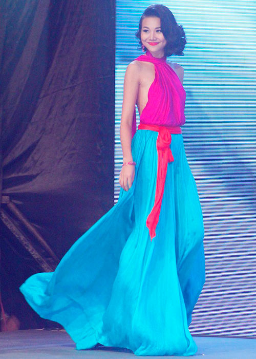 Mỹ[-]nhân[-]-[-]Đồ[-]hiệu:[-]Cuộc[-]tình[-]cân[-]xứng?,[-]Thời[-]trang,[-]de[-]nhat[-]my[-]nhan[-]hang[-]hieu,[-]sao[-]viet[-]khoe[-]hang[-]hieu,[-]sao[-]viet[-]dung[-]hang[-]hieu,[-]ly[-]nha[-]ky,[-]ngoc[-]trinh,[-]thanh[-]hang,[-]mai[-]phuong[-]thuy,[-]thoi[-]trang[-]hang[-]hieu,[-]nguoi[-]dep[-]viet,[-]tin[-]tuc[-]thoi[-]trang