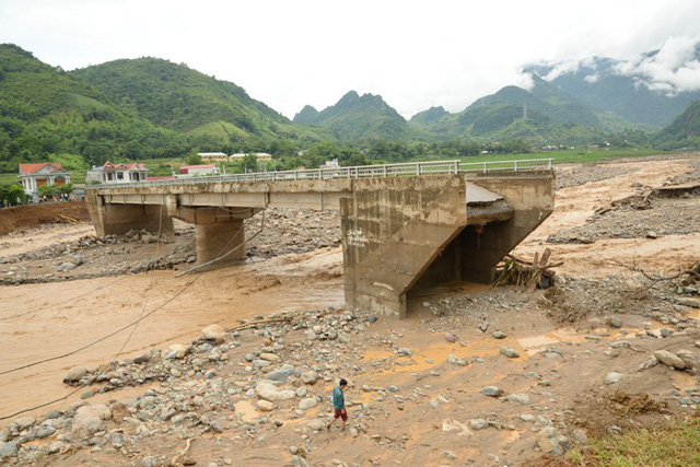 Năm[-]2017[-]-[-]năm[-]kỷ[-]lục[-]của[-]thiên[-]tai