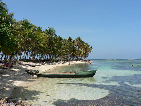 Côn[-]Đảo[-]vào[-]top[-]9[-]hòn[-]đảo[-]bí[-]ẩn[-]nhất[-]thế[-]giới
