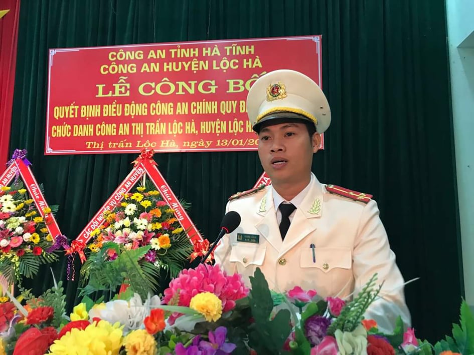 Thượng[-]úy[-]Hoàng[-]Văn[-]Bé,[-]người[-]cán[-]bộ[-]Đoàn[-]“Miệng[-]nói,[-]tay[-]làm”