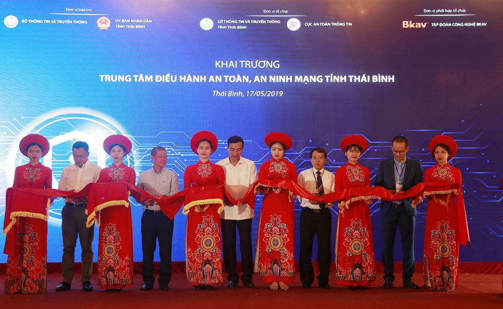 Tỉnh[-]Thái[-]Bình[-]khai[-]trương[-]Trung[-]tâm[-]điều[-]hành[-]an[-]ninh[-]mạng[-]SOC