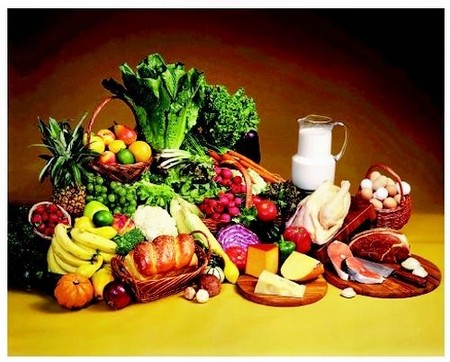 Phụ[-]nữ[-]sau[-]sinh[-]nên[-]ăn[-]uống[-]đa[-]dạng[-]để[-]đảm[-]bảo[-]dinh[-]dưỡng.