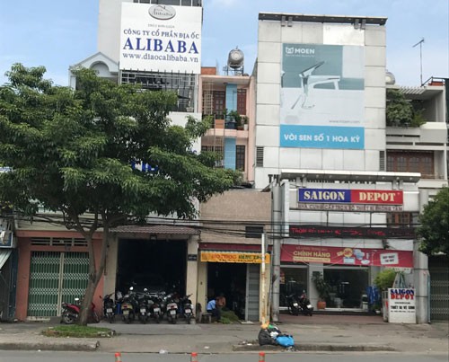 [-]Alibaba[-]tung[-]chiêu[-]"lừa"[-]bán[-]đất[-]nền