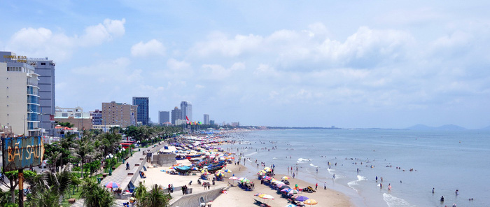 Vũng[-]Tàu[-]"lột[-]xác”[-]nhờ[-]cấm[-]ăn[-]nhậu,[-]xả[-]rác[-]trên[-]bãi[-]biển