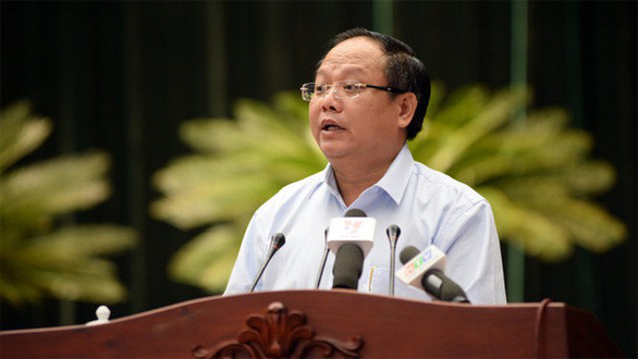 Ông[-]Cang[-]chỉ[-]còn[-]là[-]thành[-]ủy[-]viên