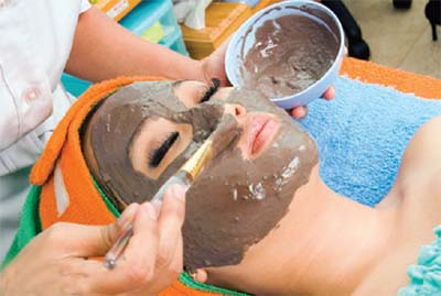 Bã[-]cà[-]phê[-]giúp[-]làm[-]săn[-]chắc[-]và[-]sáng[-]da