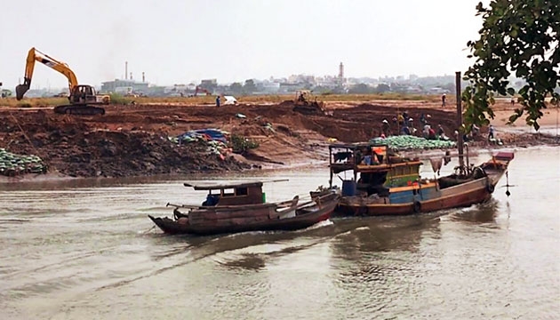 Dừng[-]thực[-]hiện[-]thi[-]công[-]xây[-]dựng[-]bờ[-]kè[-]lấn[-]sông[-]Đồng[-]Nai,[-]hoàn[-]thiện[-]Báo[-]cáo[-]Đánh[-]giá[-]tác[-]động[-]môi[-]trường