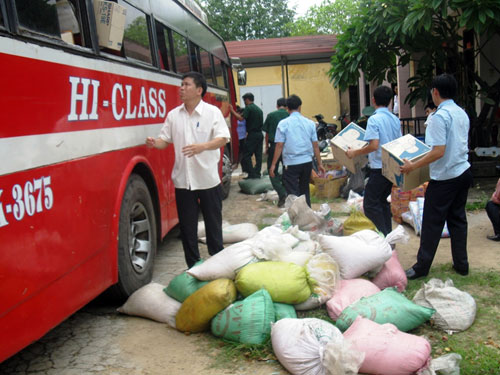 Dân[-]Lao[-]Bảo[-]“ăn[-]đường[-]thay[-]cơm”[-]?