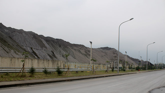 C&ocirc;ng[-]ty[-]Formosa[-]sử[-]dụng[-]xỉ[-]th&eacute;p[-]l&agrave;m[-]c&ocirc;ng[-]tr&igrave;nh[-]kh&ocirc;ng[-]ph&eacute;p