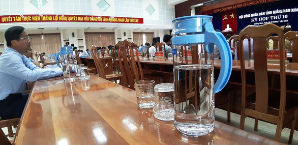 TP.HCM:[-]Cơ[-]quan[-]nhà[-]nước[-]không[-]dùng[-]ly,[-]ống[-]hút[-]nhựa