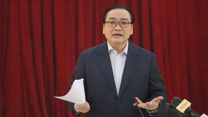 Bí[-]thư[-]Thành[-]ủy[-]Hà[-]Nội[-]Hoàng[-]Trung[-]Hải:'Vi[-]phạm[-]ở[-]Sóc[-]Sơn[-]tồn[-]đọng[-]vì[-]xử[-]cán[-]bộ[-]xong[-]công[-]trình[-]vẫn[-]còn[-]đấy'!