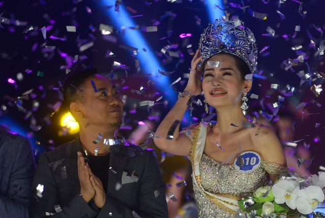 [-]Ngân[-]Anh[-]đăng[-]quang[-]Hoa[-]hậu[-]đại[-]dương[-]2017:[-]ban[-]tổ[-]chức[-]nhận[-]sai