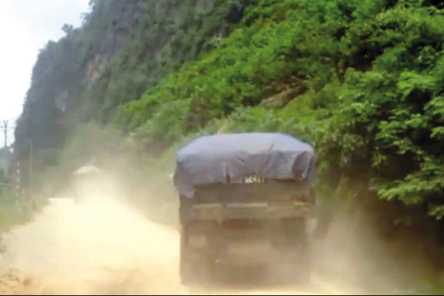 Giải[-]quyết[-]ô[-]nhiễm[-]môi[-]trường[-]do[-]khai[-]thác[-]đá[-]ở[-]Hữu[-]Lũng,[-]Lạng[-]Sơn:[-]Cần[-]sự[-]đồng[-]thuận